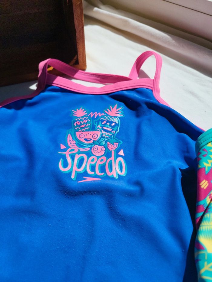 Lot de deux maillots de bain colorés speedo 4 ans - photo numéro 3