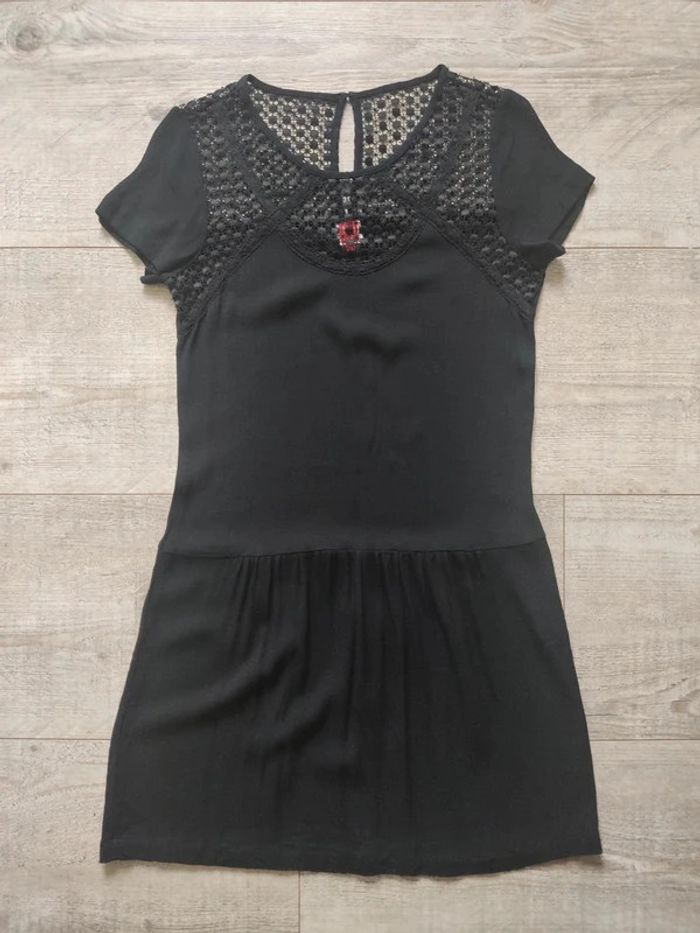 Robe mi-longue manches courtes noire broderie taille 38 Miss Captain - photo numéro 8