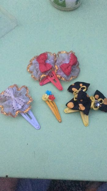 Barrettes