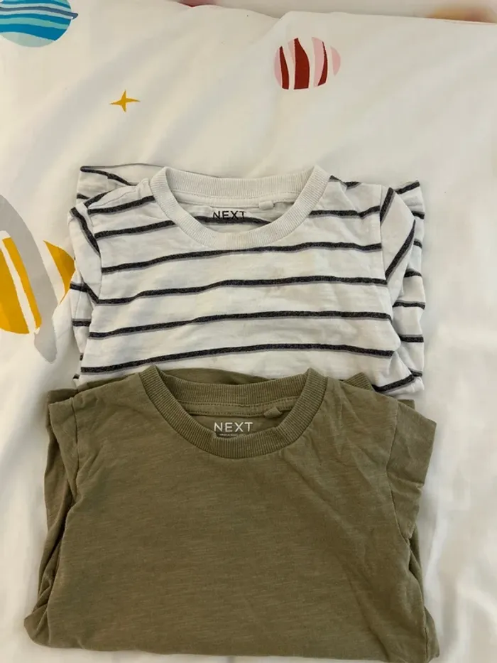 Lot t shirt manche longue next 1 1/2-2ans - photo numéro 2