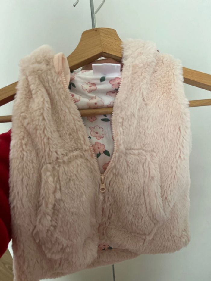 Veste en fourrure 18mois - photo numéro 3