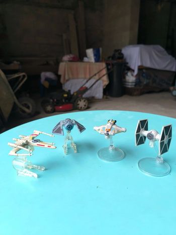 Lot 4 Vaisseau Star Wars en Plomb