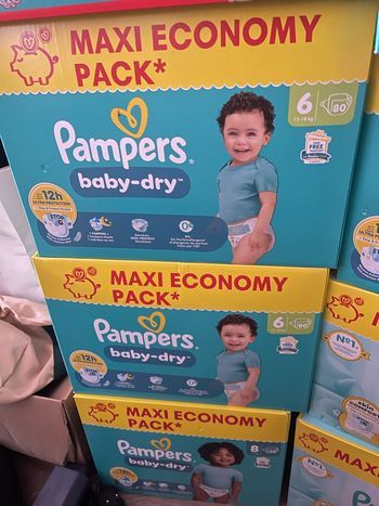 Couche Pampers taille 6