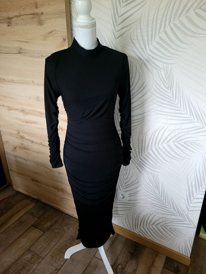 Superbe robe longue taille M neuve - photo numéro 3