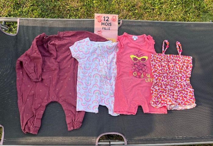 Lot de 4 combinaisons