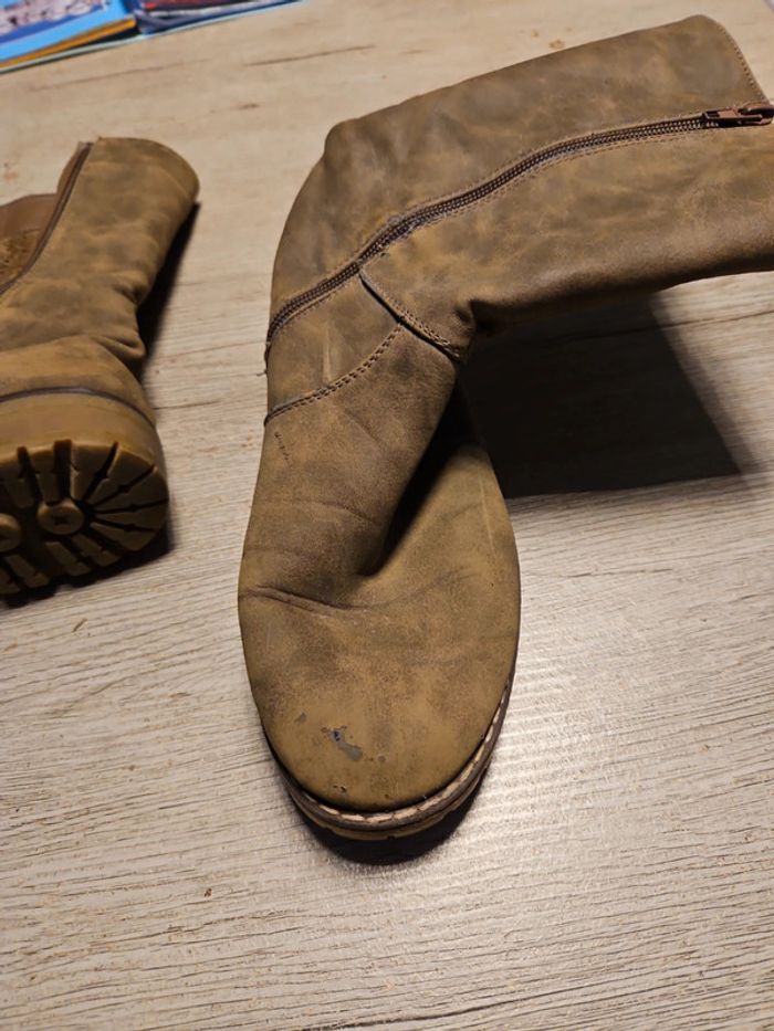 Paire de bottes en style daim, beige fonce, pointure 38 - photo numéro 5