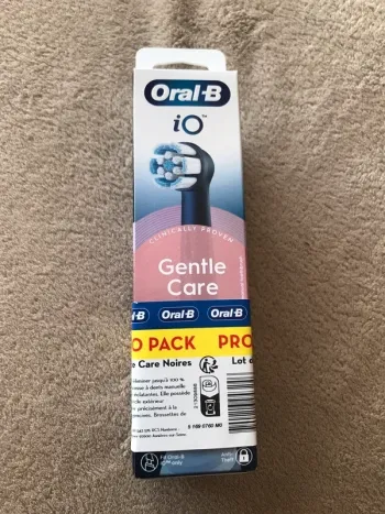 Neuf lot de 6 brossettes oral b io gentle care noires  Jamais ouvert