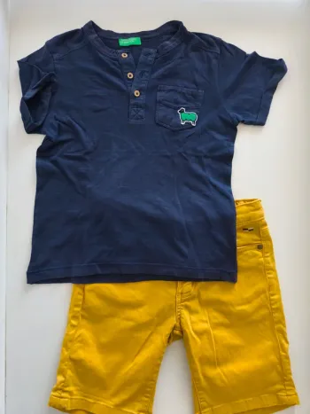 Tee shirt Benetton col mao écusson mouton