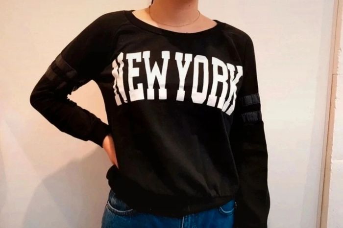Pull noir