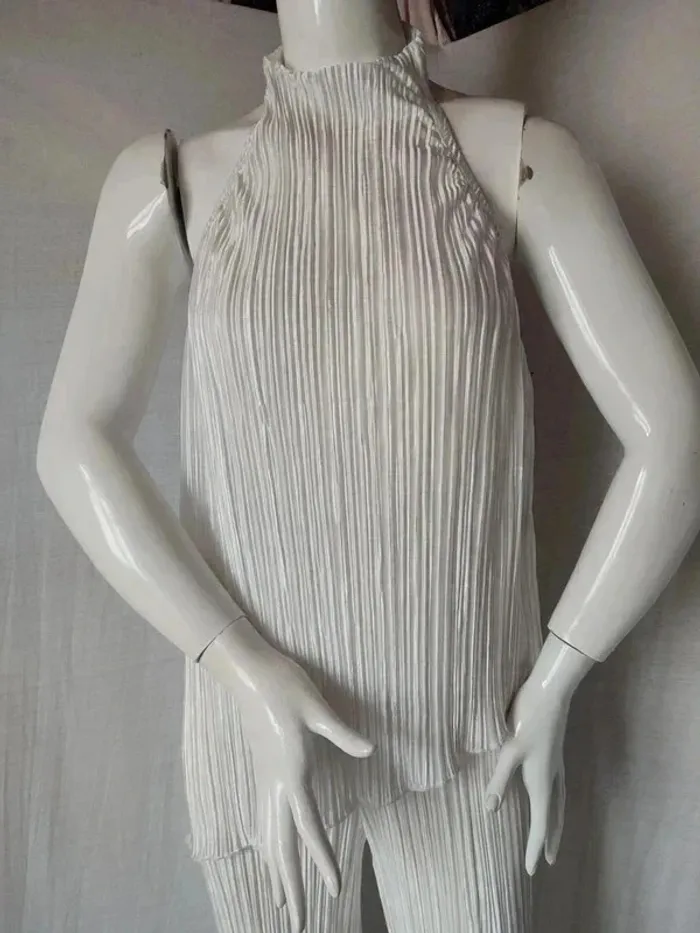 Ensemble blanc - photo numéro 3