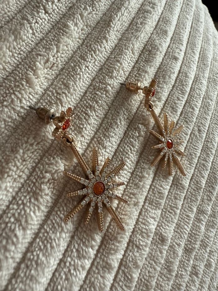 Paire de boucles d’oreilles soleil - photo numéro 3