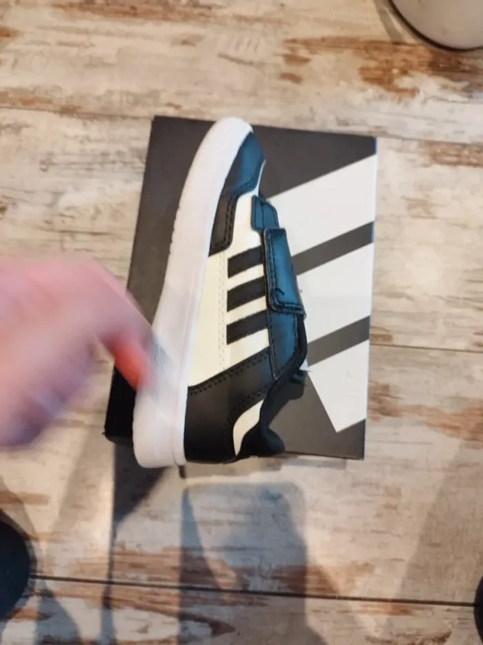 Basket adidas - photo numéro 6