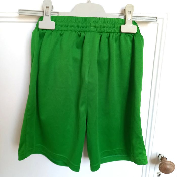 Short foot Uhlsport 12 ans - photo numéro 3