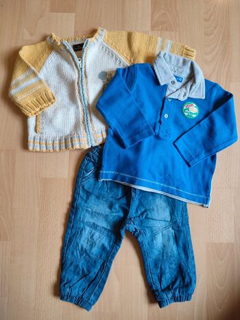 Lot ensemble Jeans + polo + gilet zippé en 6M