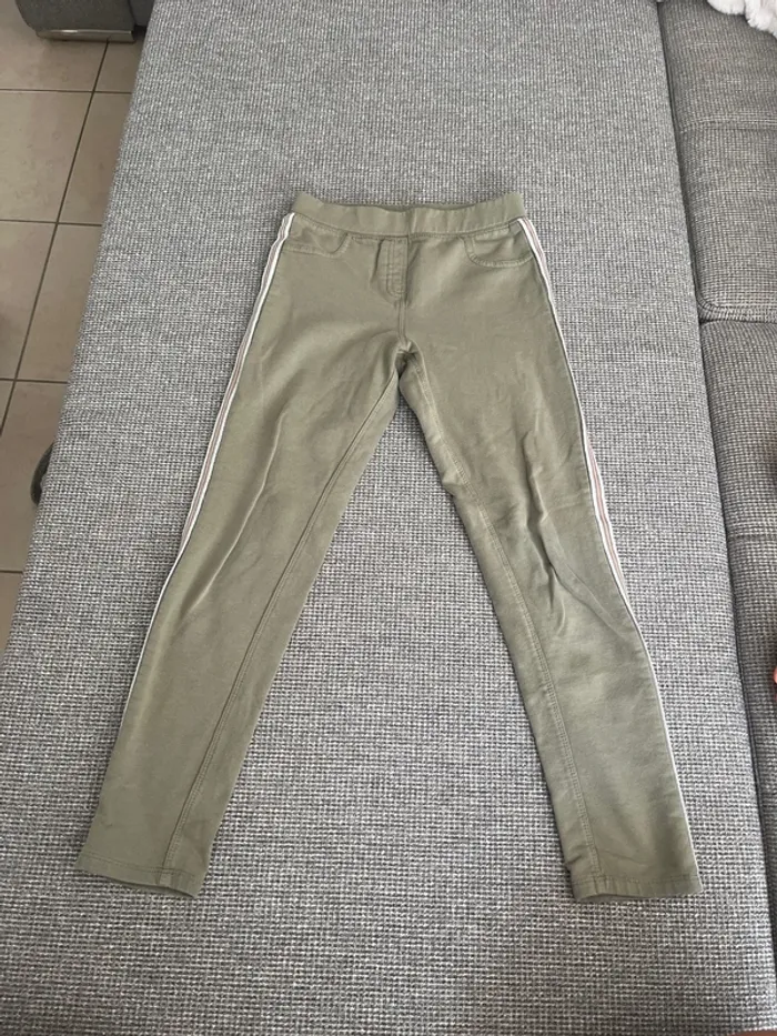 Lot pantalons - photo numéro 3