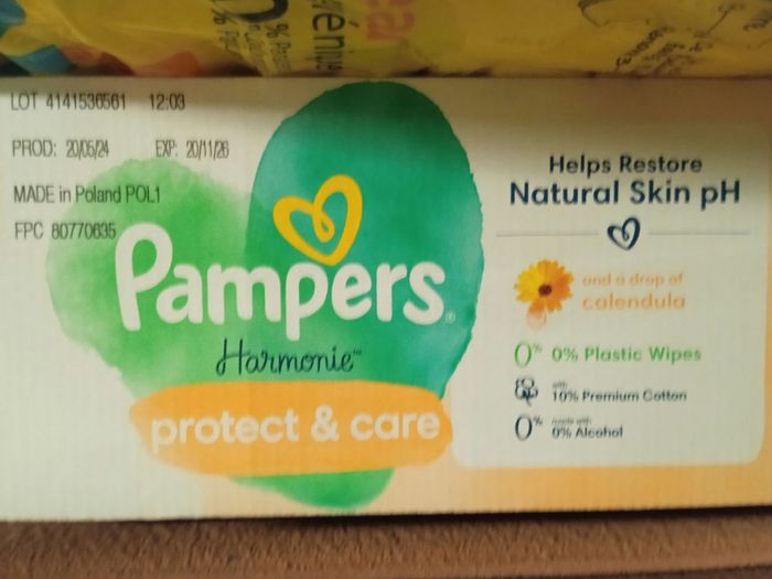 Lingettes pampers protect et care
