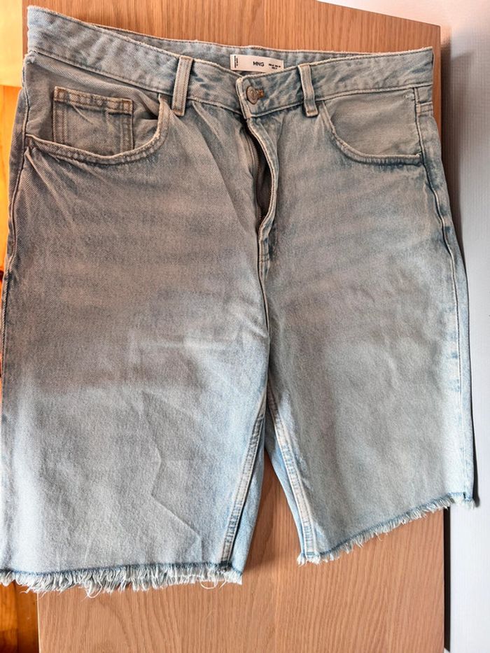 Short en jean / bermuda MANGO taille 42 - photo numéro 2