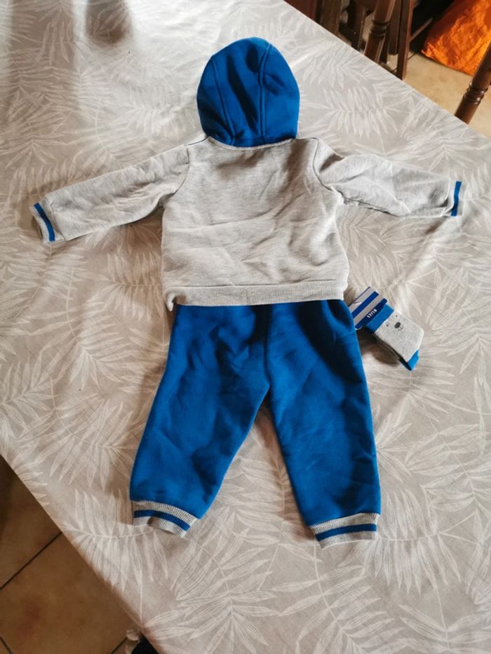 Ensemble jogging - photo numéro 5