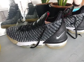 Basket Nike LeBron 43