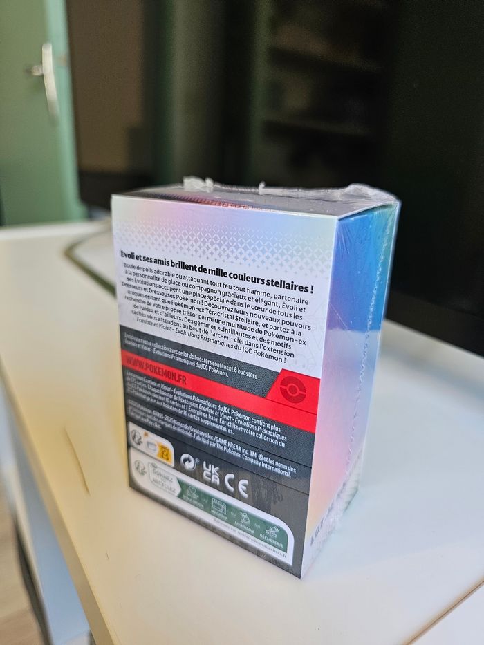 Bundle Pokemon 8.5 Évolutions Prismatiques - photo numéro 4