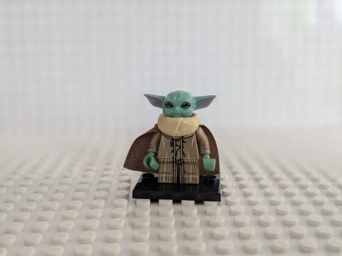 Figurine Star Wars : Grogu le petit Jedi, figurine style lego