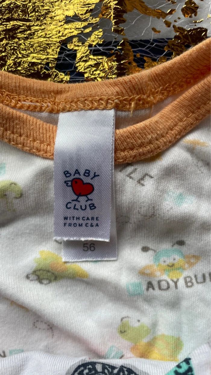 Lot bodies 1mois - photo numéro 3