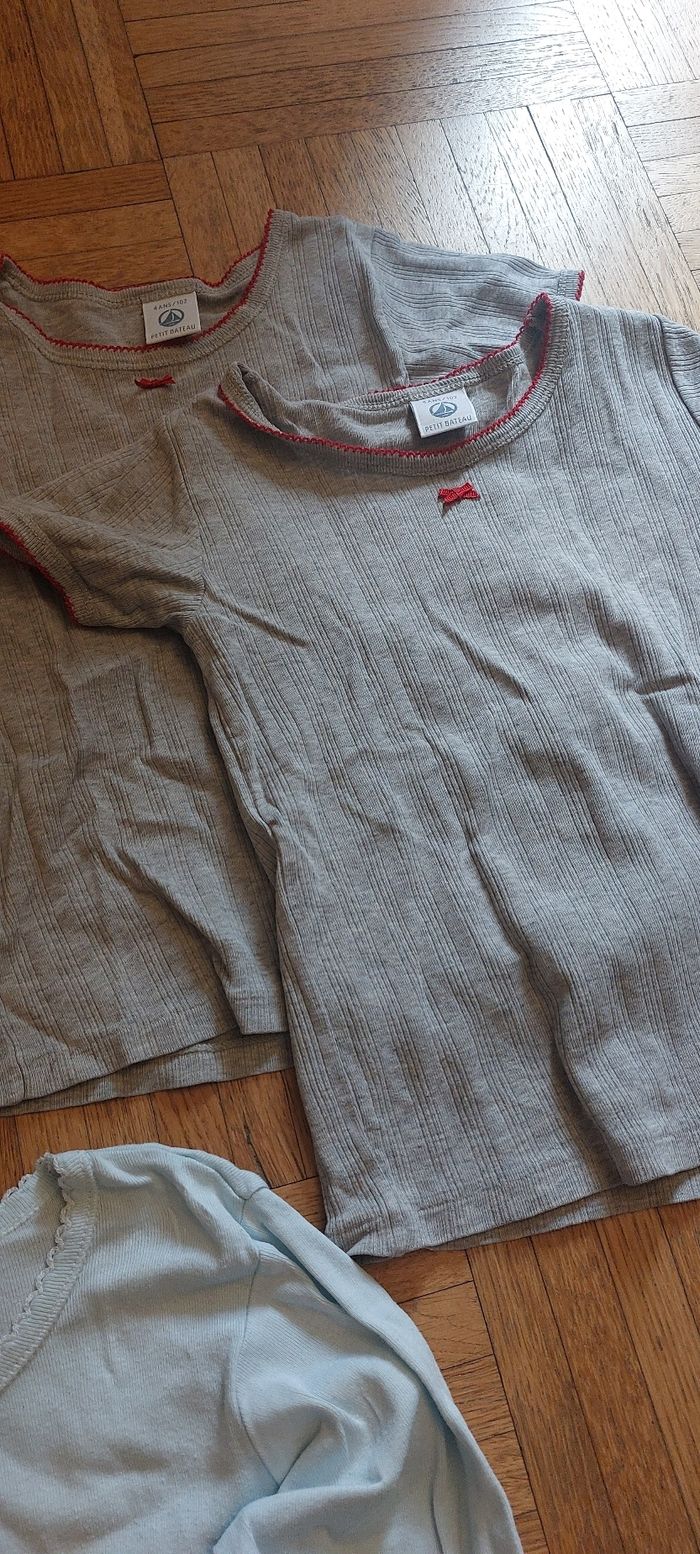 T shirts petit bateau en 4 ans - photo numéro 3