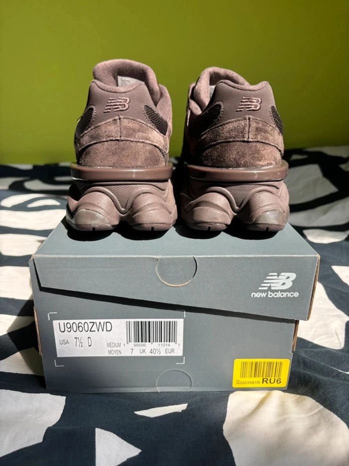 New balance 9060 Marron • taille 40,5 - photo numéro 8