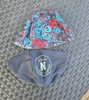 Lot de 2 bonnets de bain