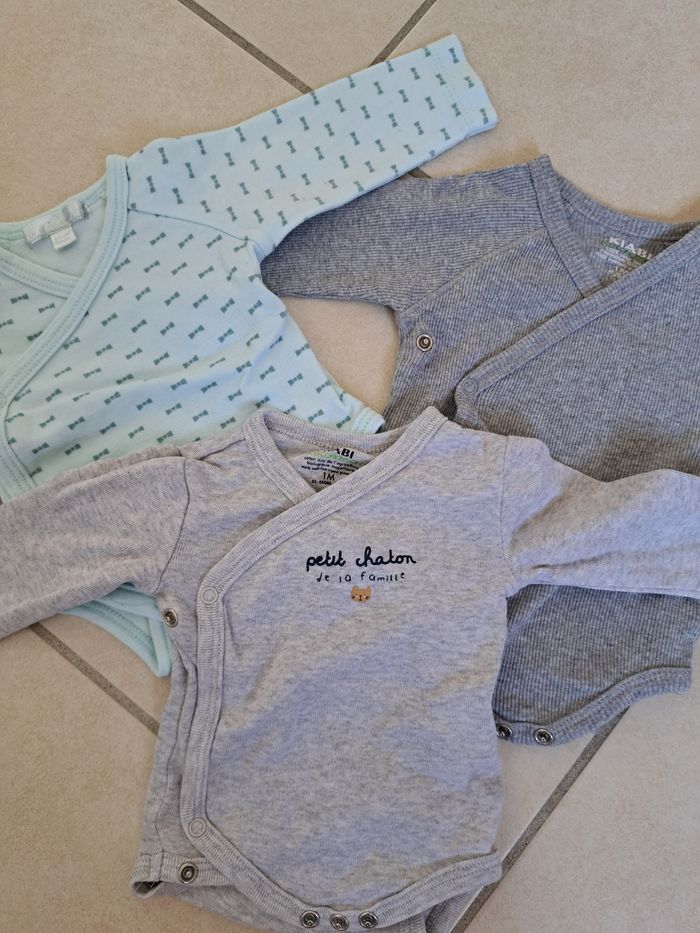 🧸Lot de bodies 1 mois 🧸 - photo numéro 5