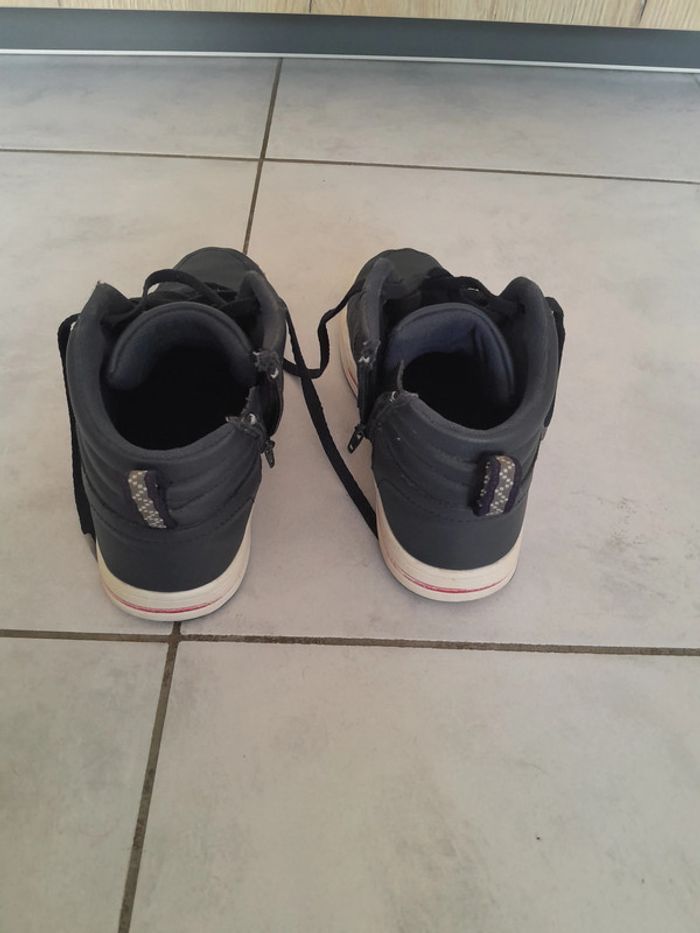 Chaussure montante - photo numéro 4
