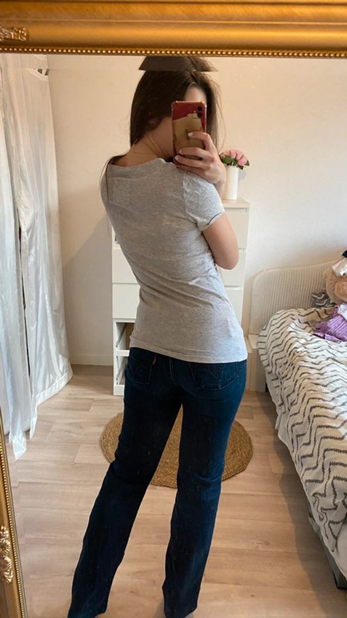 T-shirt col V gris - photo numéro 3