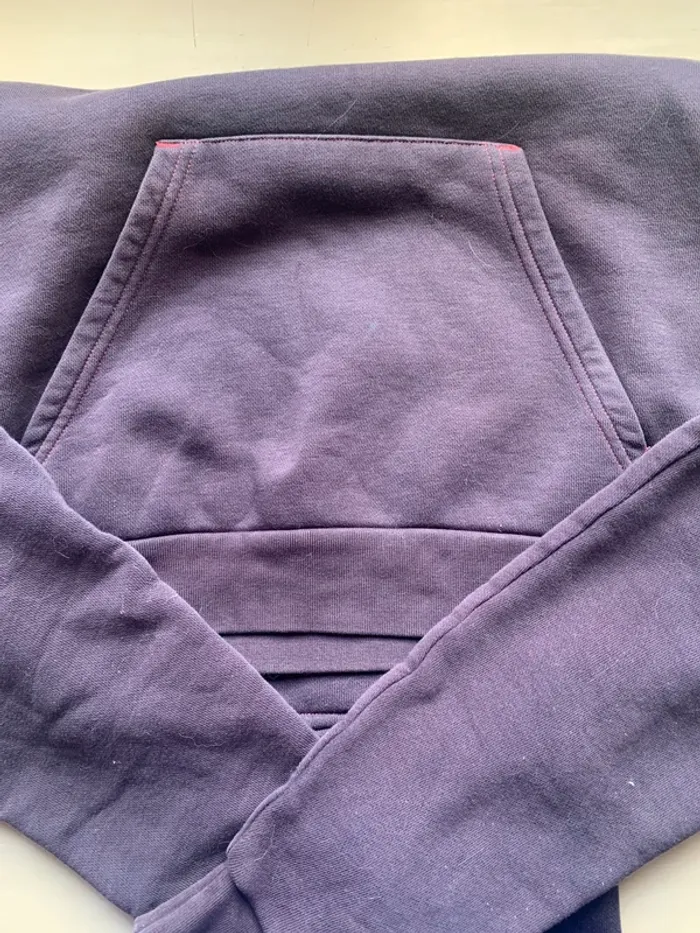Sweat-shirt, Adidas, violet à capuche et poche - photo numéro 3