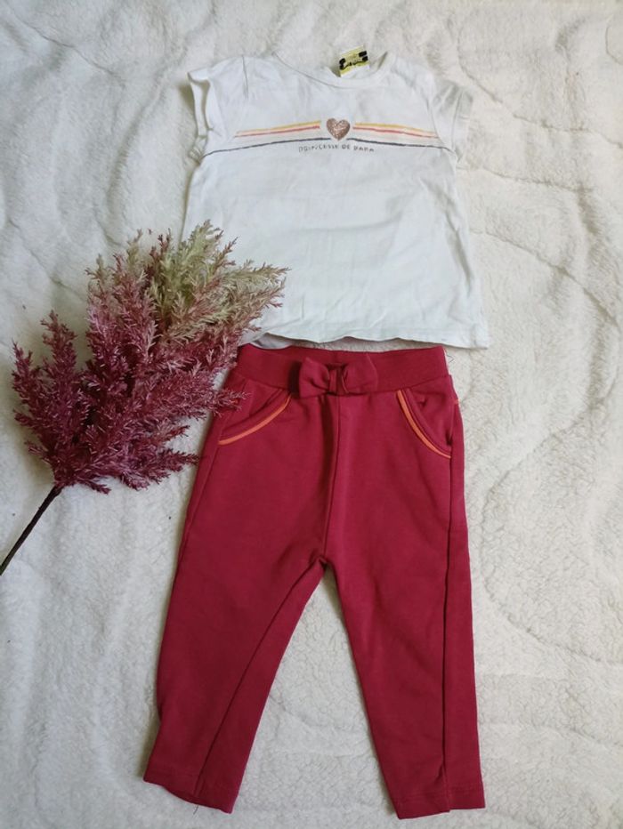 T-shirt manches courtes et pantalon de jogging