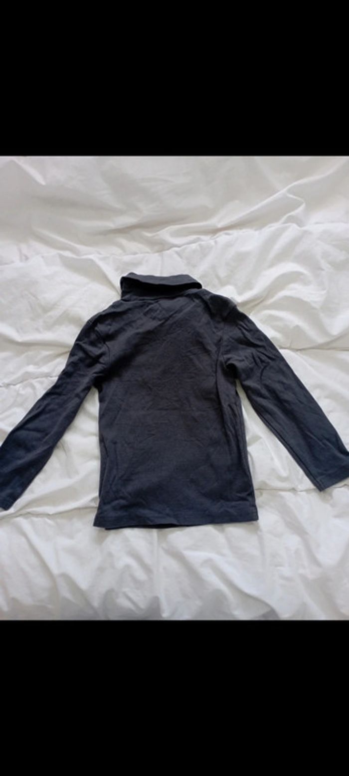 Sous pull gris 6 ans longboard 3€ neuf - photo numéro 4