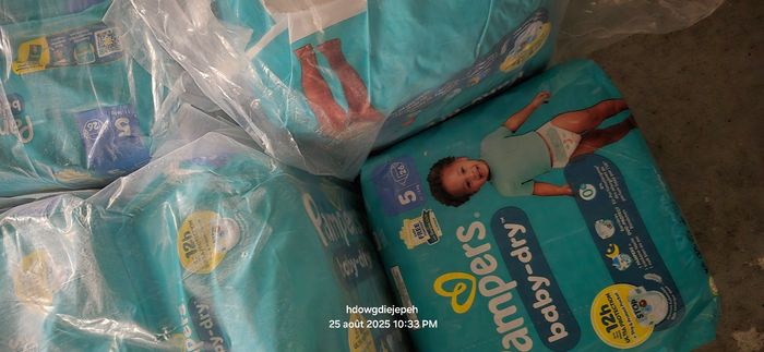 Lot couche pampers baby-dry taille 5 - photo numéro 2