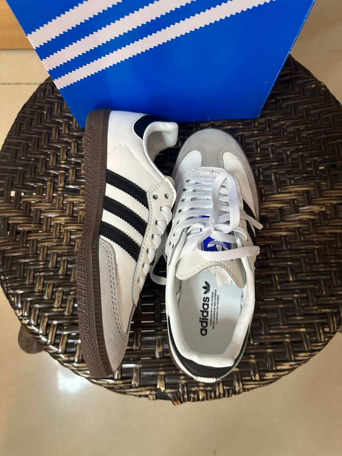 Baskets Adidas Samba 39 - photo numéro 4