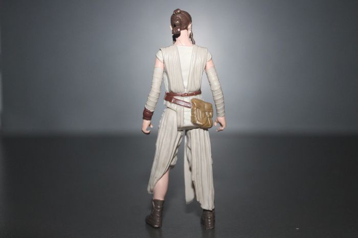 Figurine Rey Jakku - Star Wars - photo numéro 3