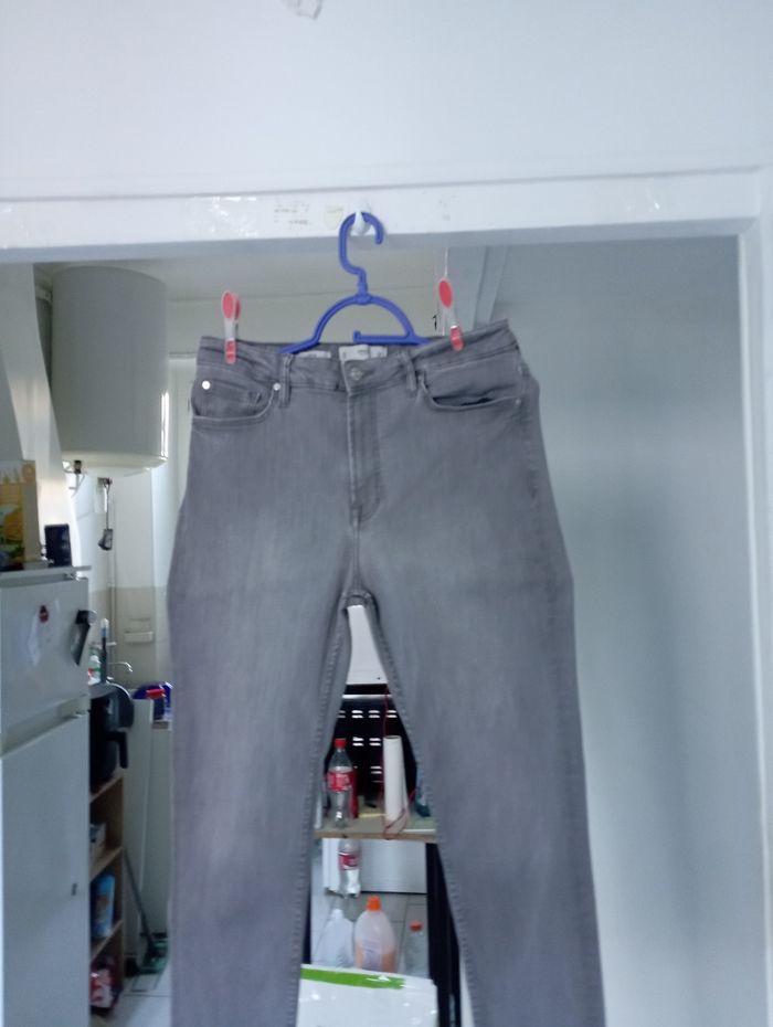 Jeans de marque MLG taille 40 très jolie gris - photo numéro 4
