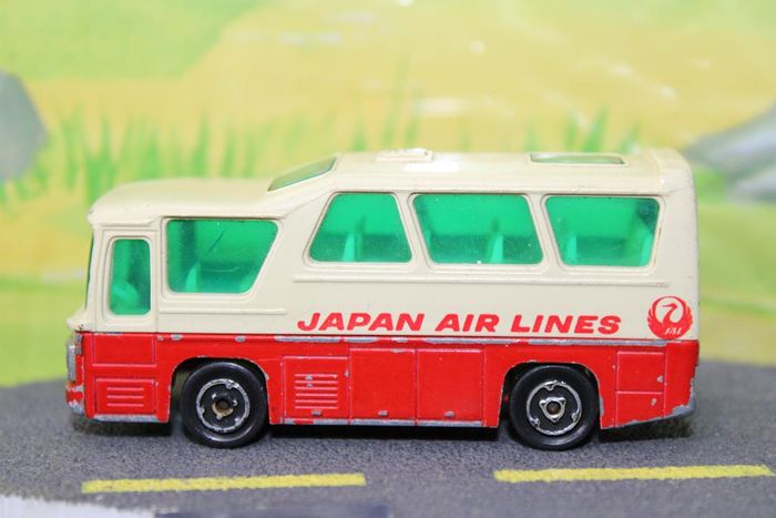 Majorette minibus d'aéroport - photo numéro 2