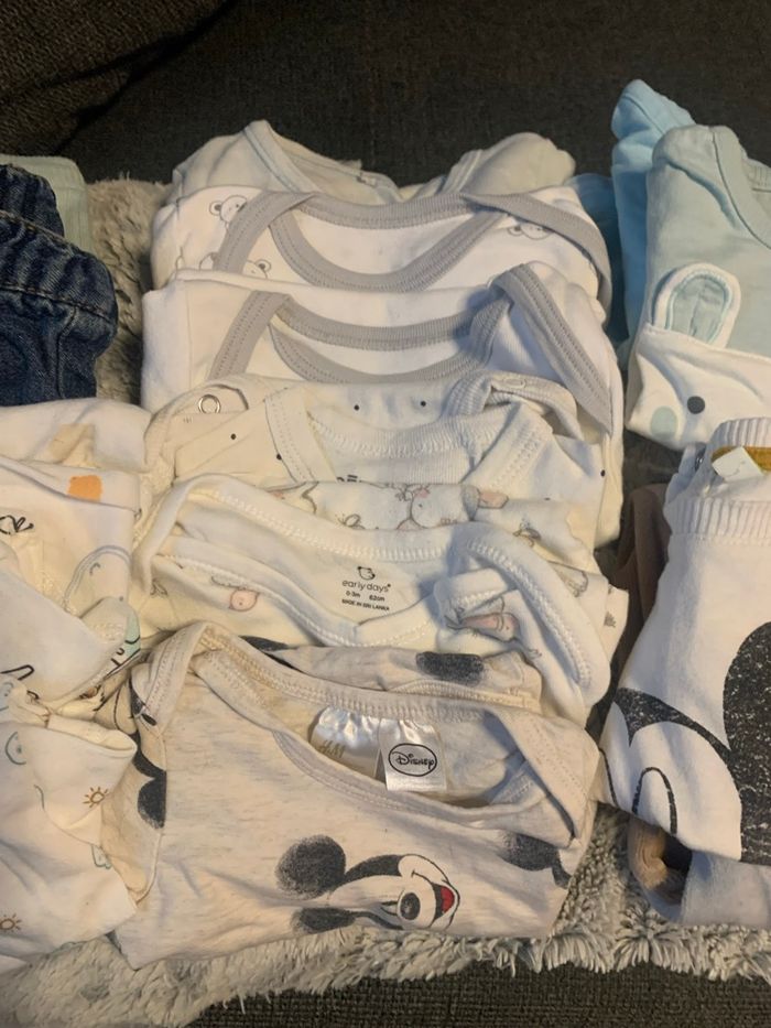 Vêtements 1 mois - photo numéro 4