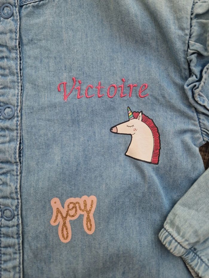 Blouse personnalisée Victoire comme neuve - photo numéro 2
