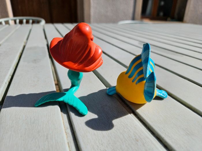 Lot de 2 figurines La petite sirène + Polochon - photo numéro 2