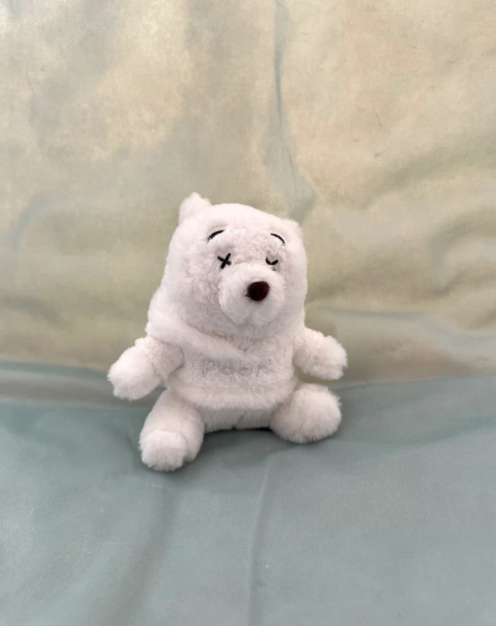 (97) articles disponibles Petite peluche porte clés Disney Winnie the Pooh de Taiwan - photo numéro 6