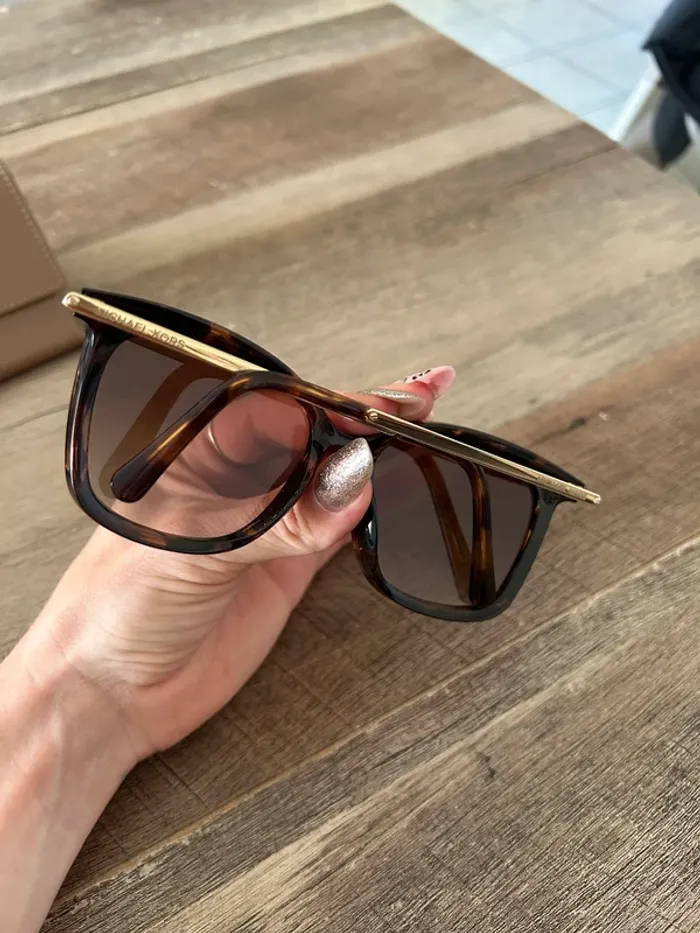 Lunettes de soleil Michael kors - photo numéro 2