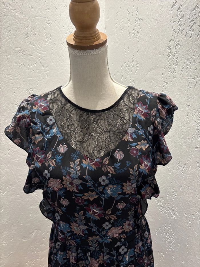 Robe fleurie - photo numéro 2