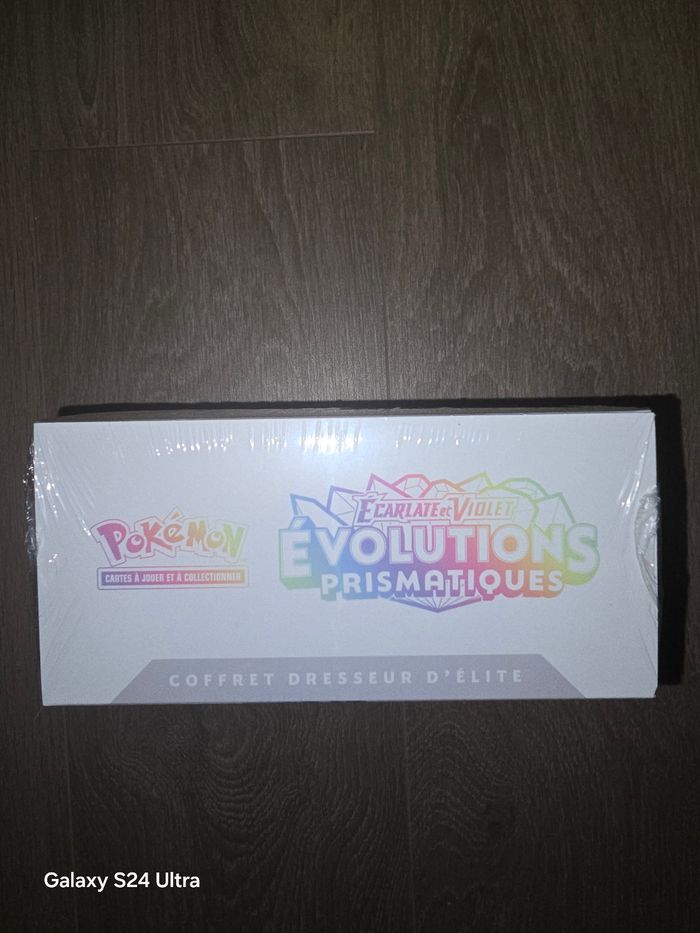 Pokemon coffret dresseur d'élite etb evolutions prismatiques 8.5 défaut de scellage - photo numéro 7