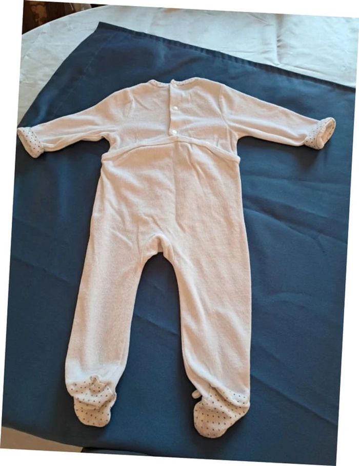 Pyjamas une pièce velour avec pied et oreilles 18 mois - photo numéro 5