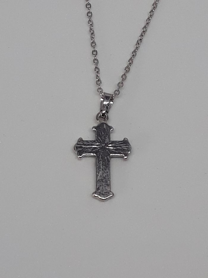 Collier croix - Nacre naturelle - photo numéro 3