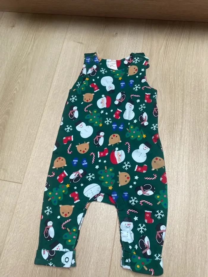 Combinaison Noël H&M - photo numéro 2